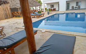 Diamond White Resort
